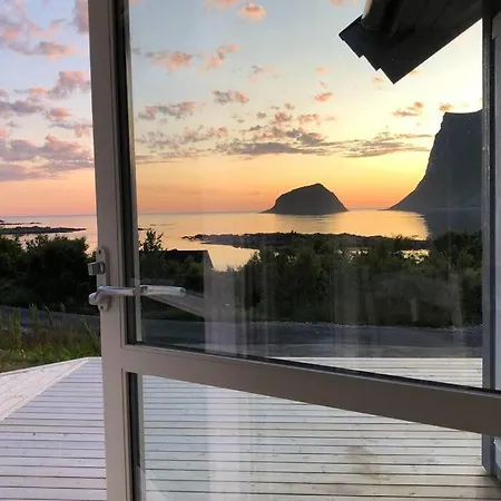 Ferienhaus Panorama Lofoten With Jacuzzi Magic View Offersoya