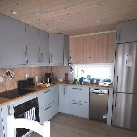 בית נופש Panorama Lofoten With Jacuzzi Magic View