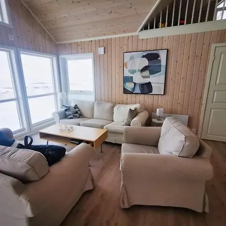 Vakantiehuis Panorama Lofoten With Jacuzzi Magic View *