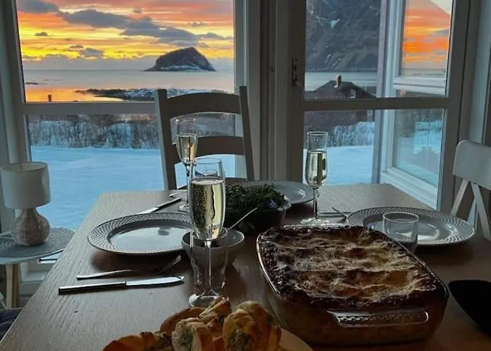 Panorama Lofoten With Jacuzzi Magic View Offersoya