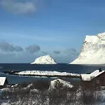 Panorama Lofoten With Jacuzzi Magic View * Offersoya